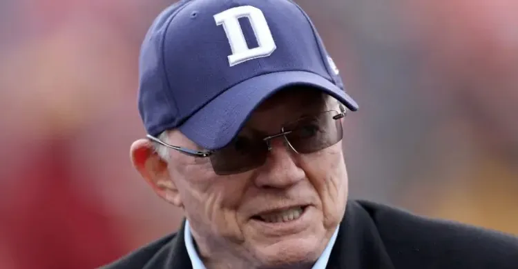 Cowboy Owner Jerry Jones Called ‘Shady’ Over Contract Negotiations