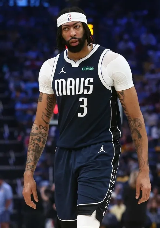 Anthony Davis' troubling decline in key area could spell disaster for Mavericks