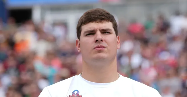 Amid lingering hold-in, Bengals list Trey Hendrickson as co-third stringer