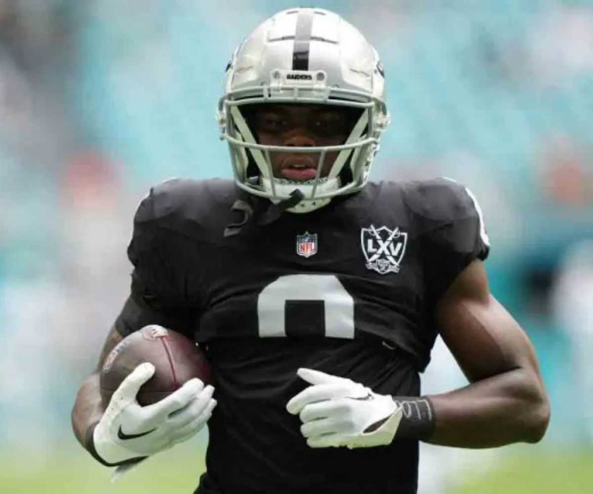 Eagles Make Surprise Trade for 11-Game Starter From AFC West - suong