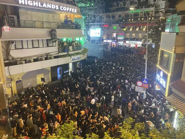 Ai có người yêu đi làm ở Hà Nội thì kiểm tra lại xem