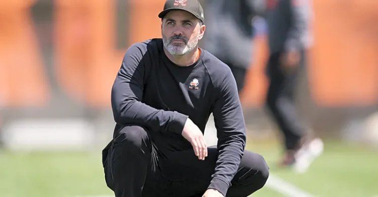 Adam Schefter believes Browns likely to break mold with QB roster move