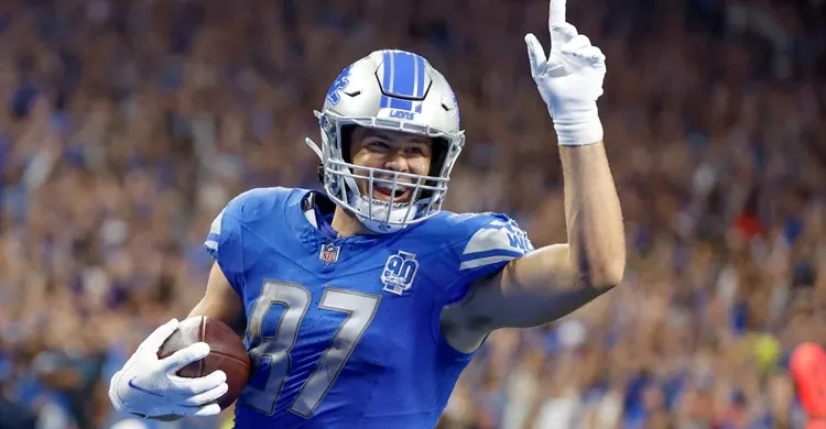 Why Is Everyone Talking About Sam LaPorta? Lions TE Sends Shockwaves Through Camp