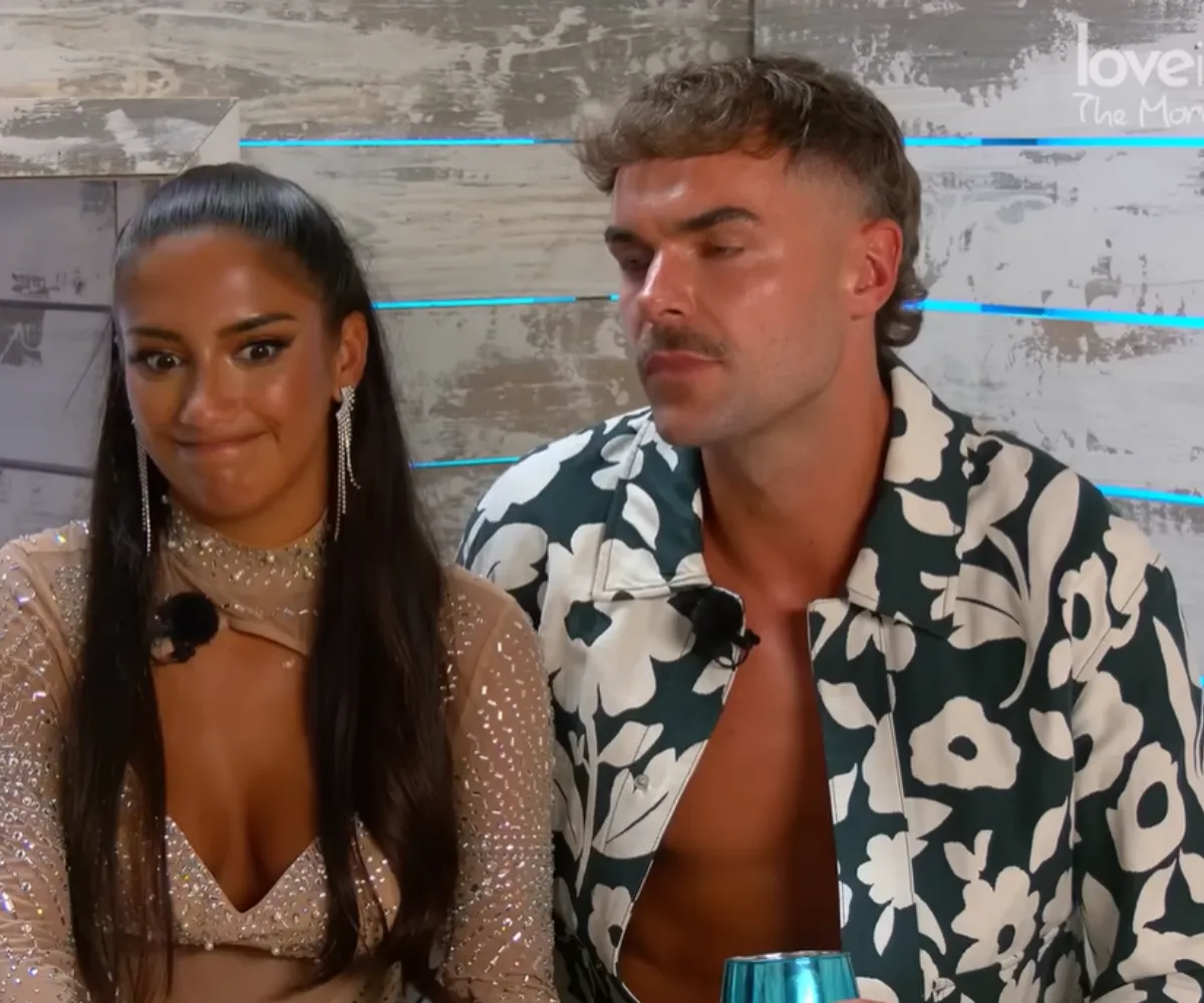 ‘Got the last laugh!’ — Love Island’s Shakira takes savage swipe at villa rival after beating them to the final… as she appears to mock their ‘meddling’ in her romance and hints they were trying to sabotage her relationship all along - suong ‘Got the last laugh!’ — Love Island’s Shakira takes savage swipe at villa rival after beating them to the final… as she appears to mock their ‘meddling’ in her romance and hints they were trying to sabotage her relationship all along - suong