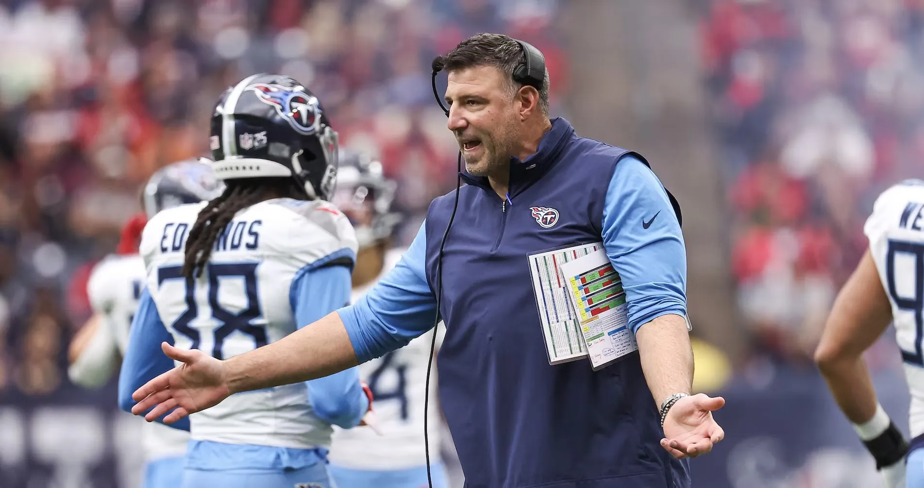 Mike Vrabel recalls the moment the Titans kicked him to the curb