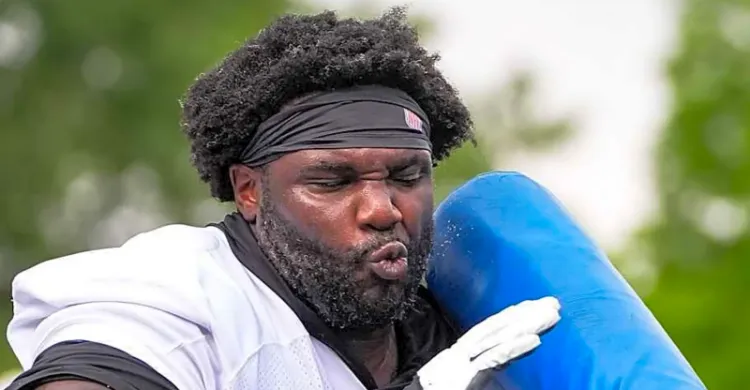 DJ Reader Has Stepped Up to Lead Lions Defensive Line