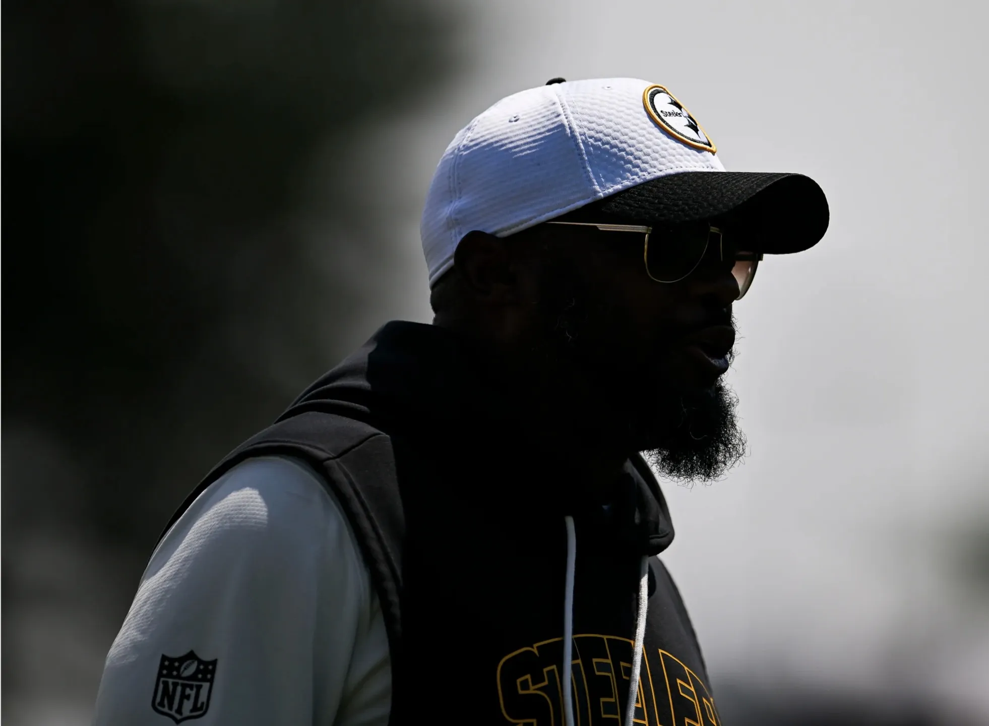 Steelers HC Mike Tomlin Is "Extremely Comfortable" With Not Playing Aaron Rodgers In Preseason Opener