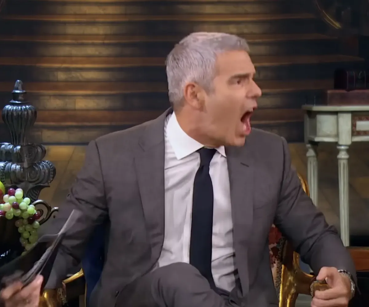 #BreakingNews 😳 Andy Cohen Accused of Being a Predator — Full Allegations in Comments - suong