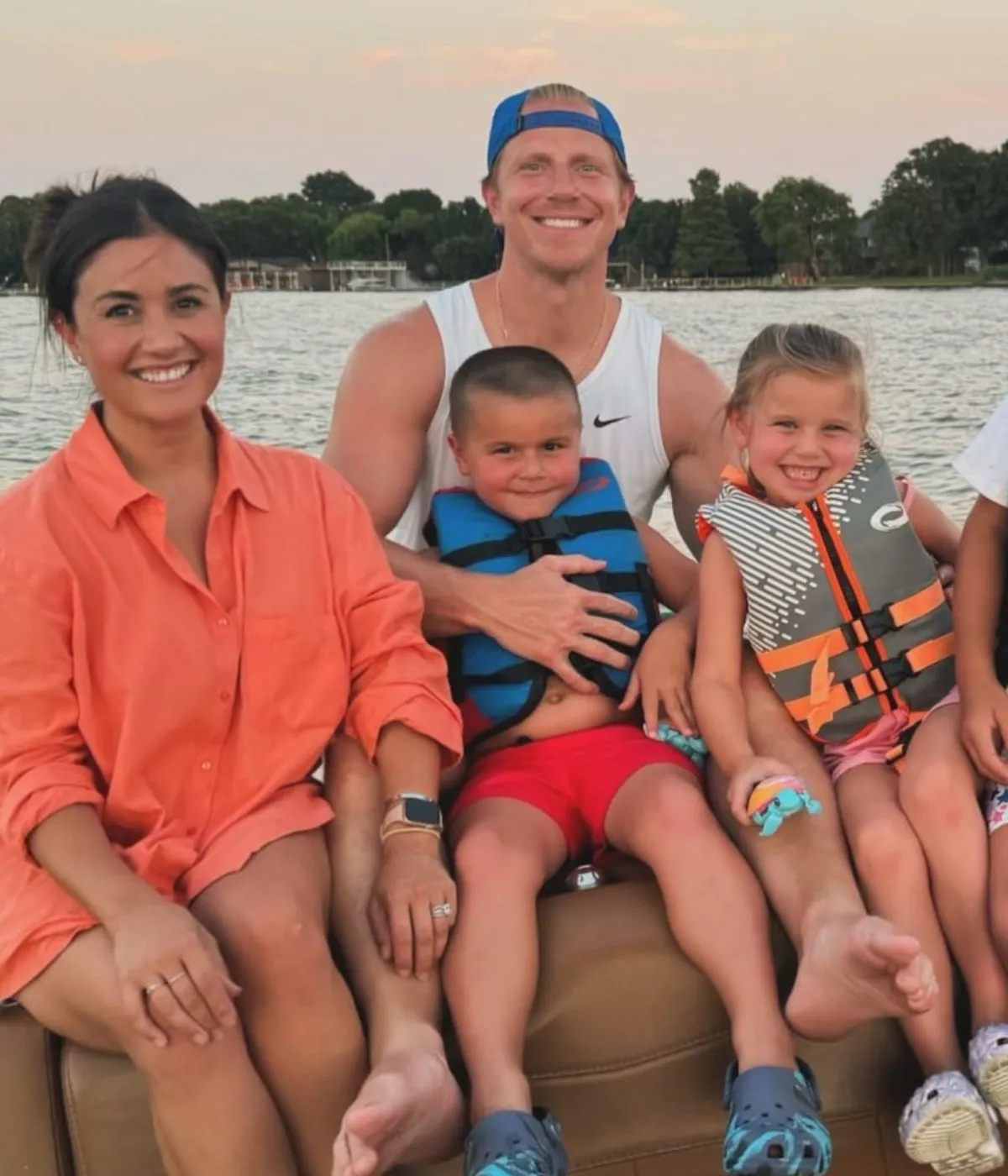 Sean Lowe and His Kids Get Stranded on Side of the Road in 104° Heat: ‘Van Broke Down’