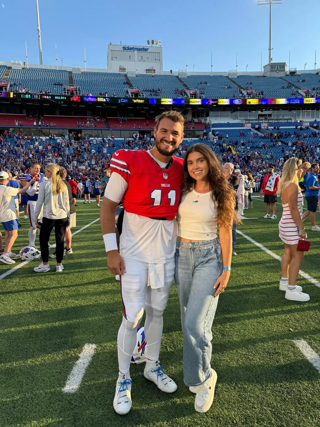 Bills QB Mitch Trubisky’s Wife Sends Message Before Preseason Start