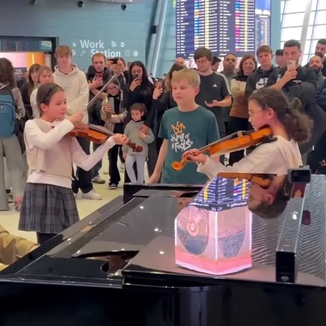 Three Young Performers Turn a Simple Street Act into a Priceless Masterpiece