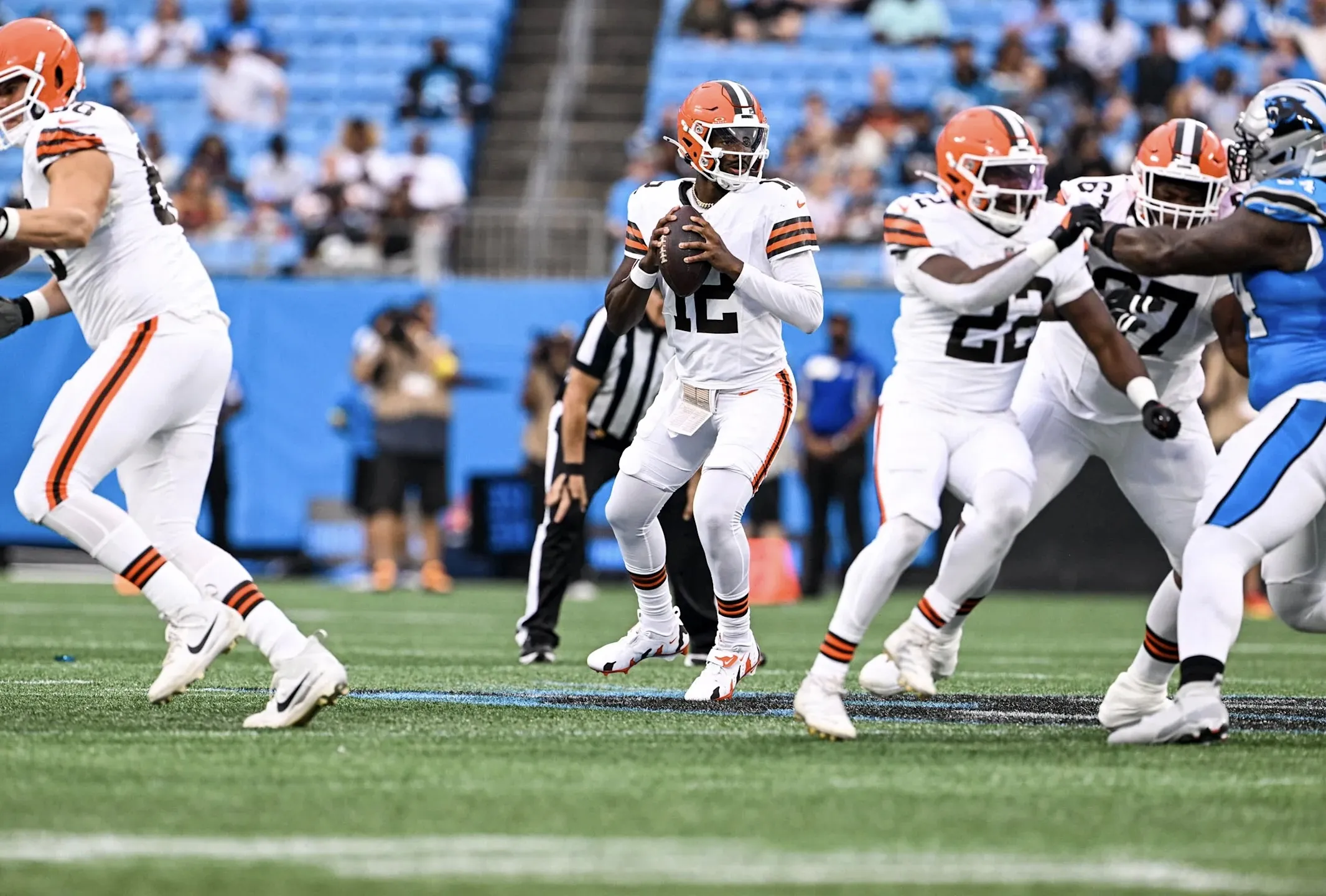 Browns QB Deshaun Watson Draws Attention During Sanders’ Debut