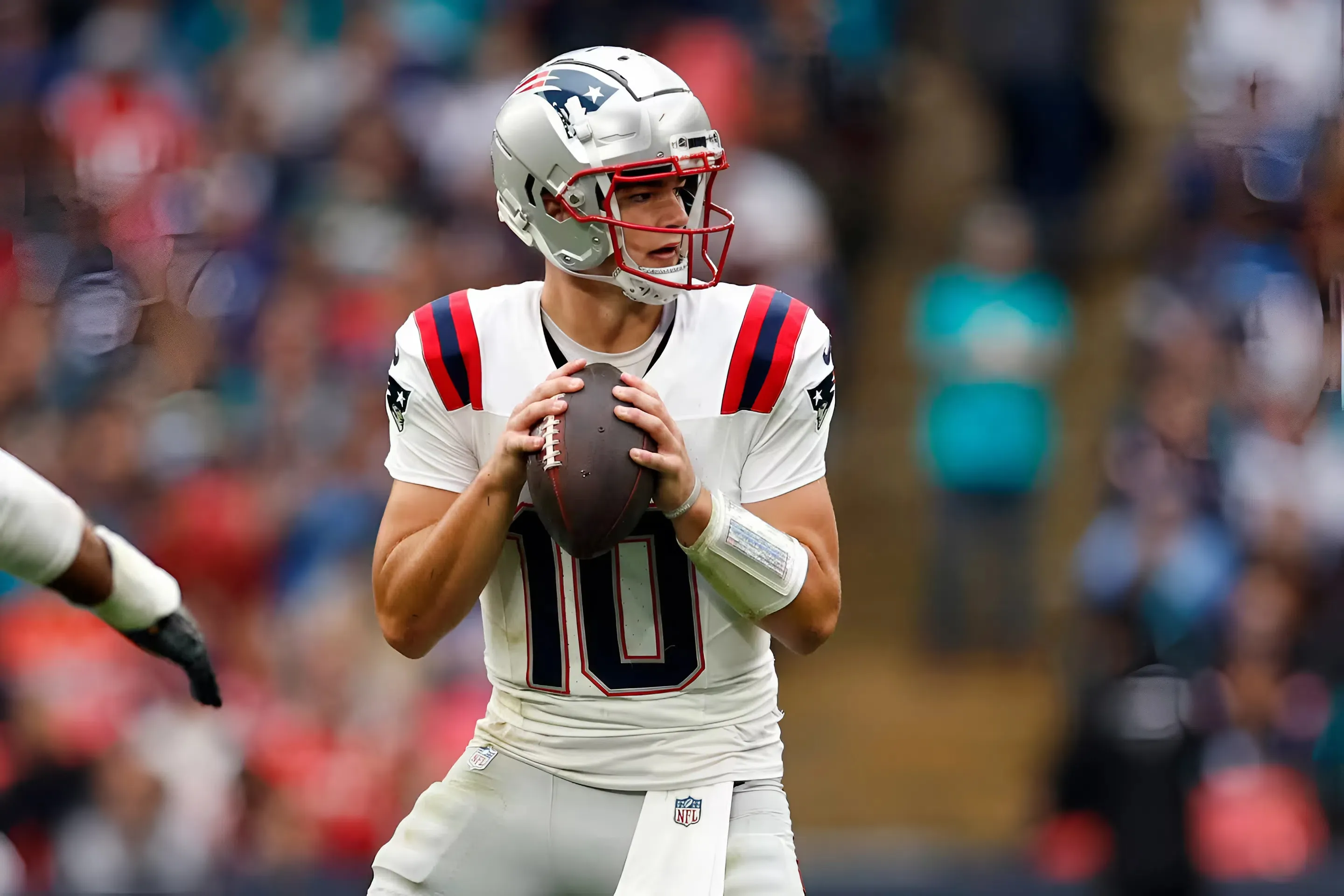 Drake Maye's shaky performance doesn't help Patriots with QB decision