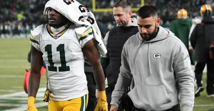 Walking Boot Turns Heads in Green Bay as Packers Lose Another Key Wide Receiver
