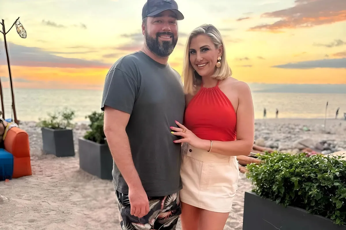 PHOTOS: RHOC’s Gina Kirschenheiter & Travis Move Into $1.7 Million Home, See Inside the $8,000 Per Month Rental-quang