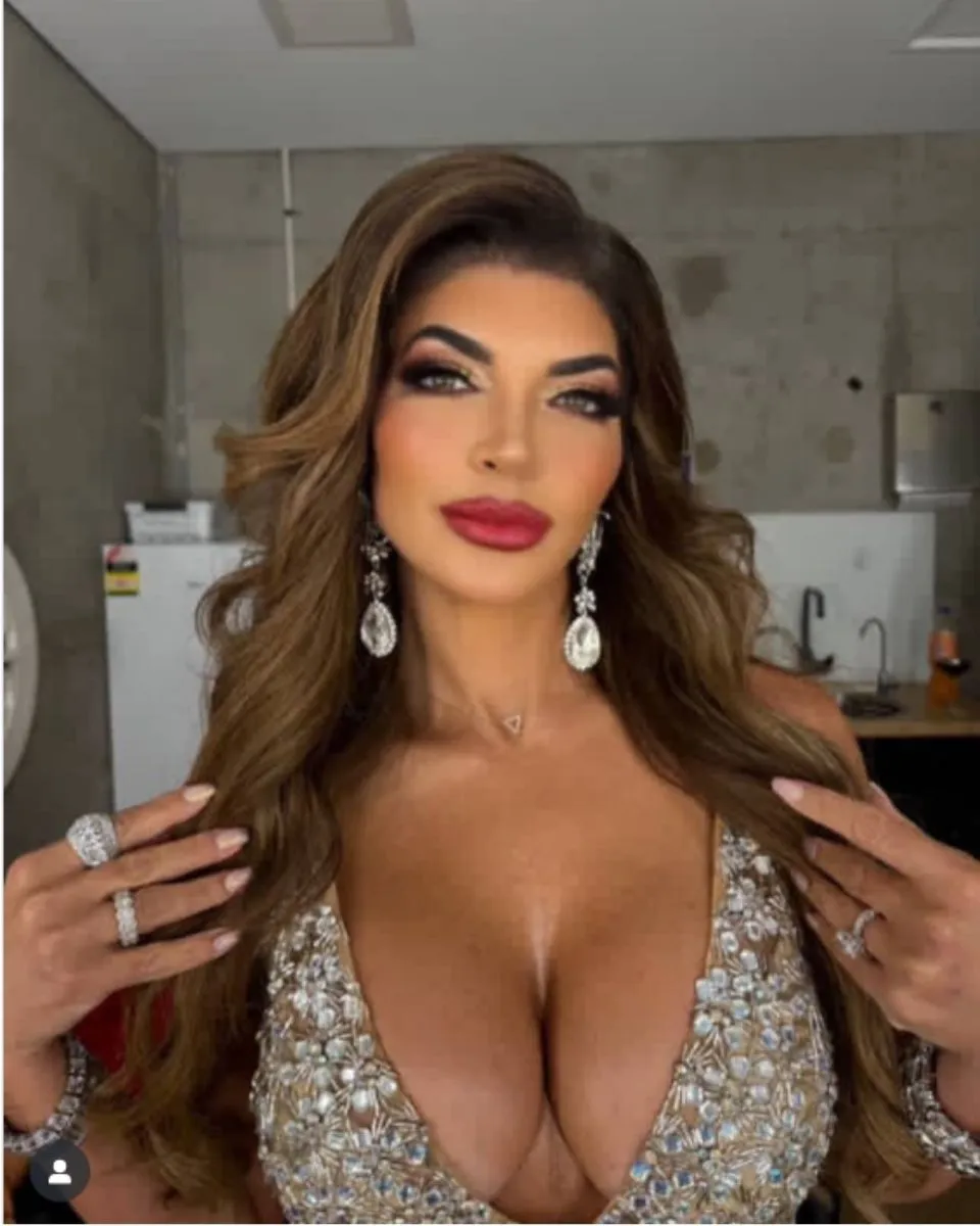 PHOTO: RHONJ’s Teresa Giudice is Called Out for “Too Much Fillers” and FaceTune as Fans Beg Her to Go Back to a More Natural Look