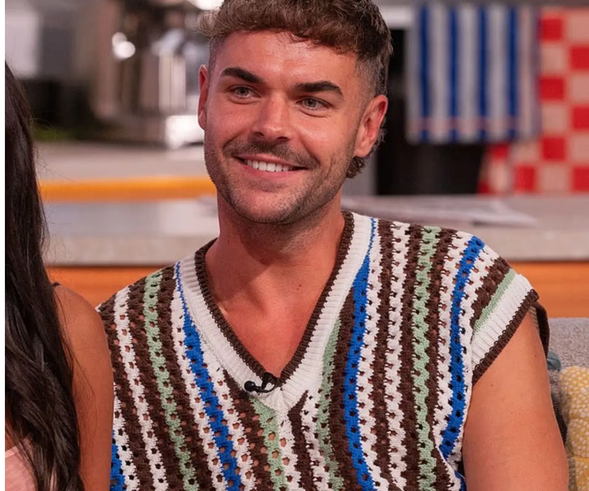 Love Island’s Harry Cooksley dodges and deflects in car-crash TV moment as he’s confronted over secretly dating Montana Brown’s close friend days before filming… after ‘love letter’ bombshell paints him as the series’ ultimate red flag - suong