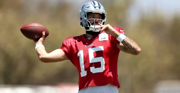 Trade Prediction Sends Cowboys QB to NFC South