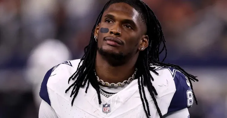 Cowboys WR CeeDee Lamb Is Trending for Wrong Reason After Rare Punishment