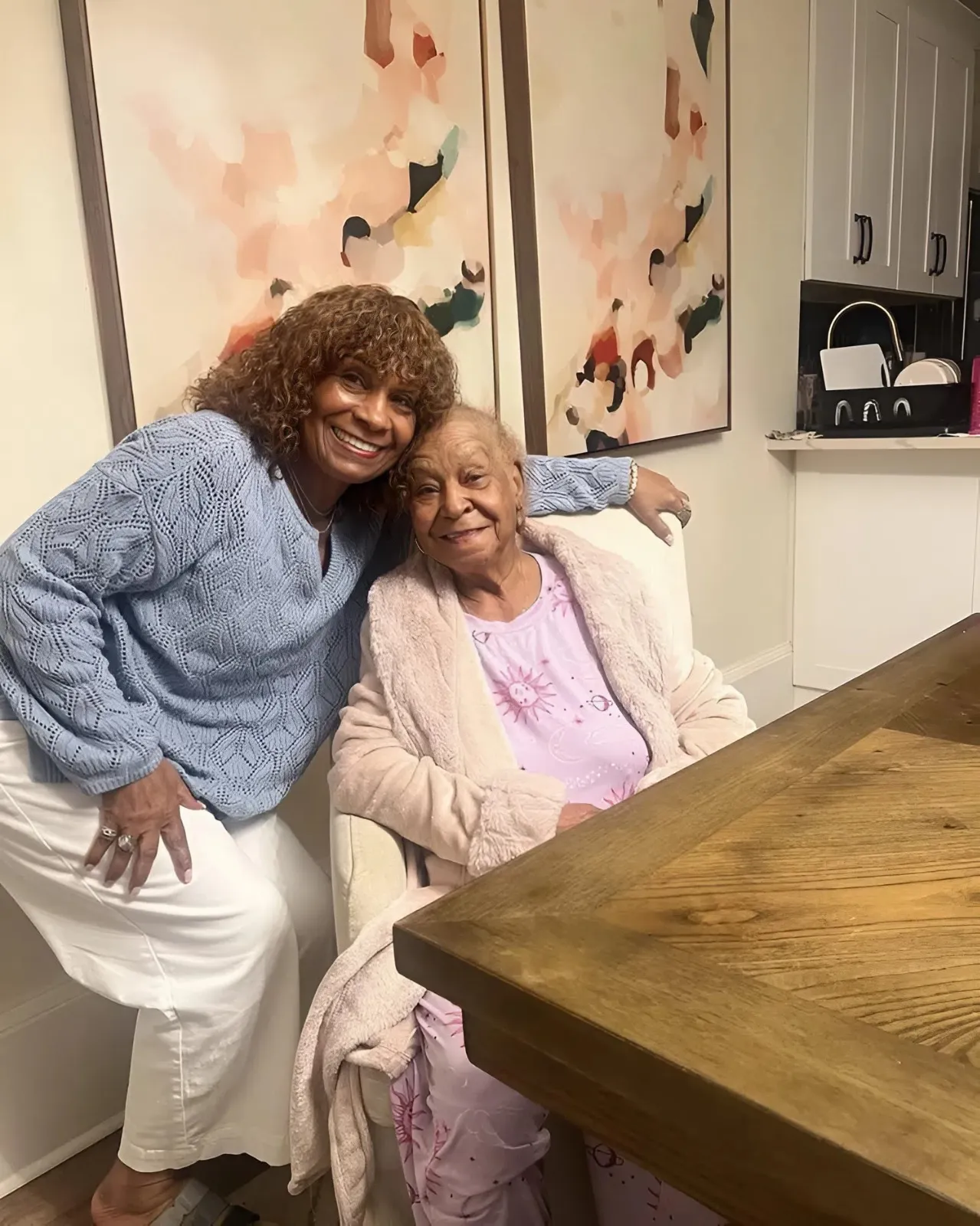 Kandi Burruss Faces Emotional Challenge as Aunt Bertha Battles Alzheimer's: A Family United in Love