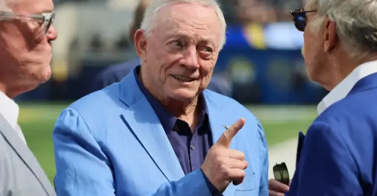 Cowboys Predicted to Cut Ties With Former Touted Quarterback in Roster Shakeup