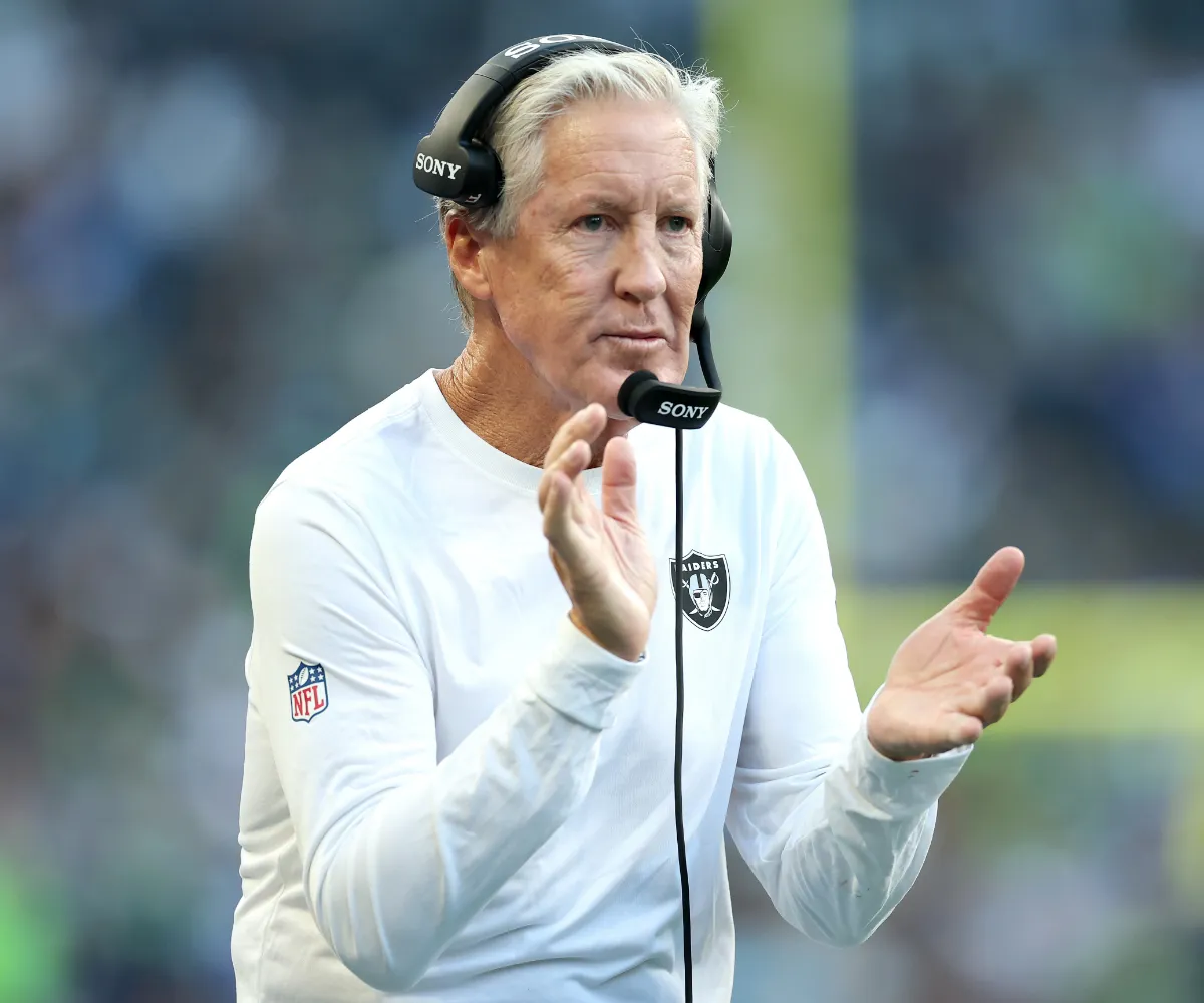 ‘Did you see what the sign said?’ — Pete Carroll’s seven-word response to Geno Smith middle finger controversy after viral moment with Raiders fan - suong