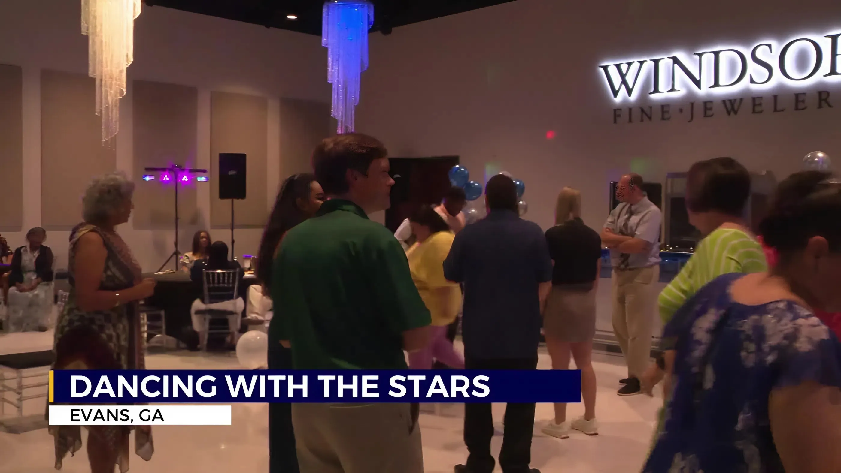 Dancing with the Stars Prom Brings the Community Together in Evans trucc