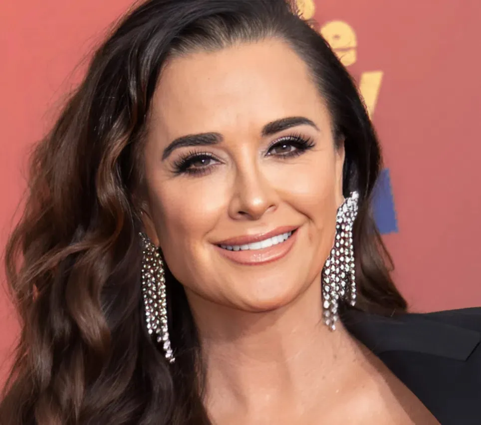 RHOBH: Kyle Richards spends time with RHOA star during family vacation in Paris