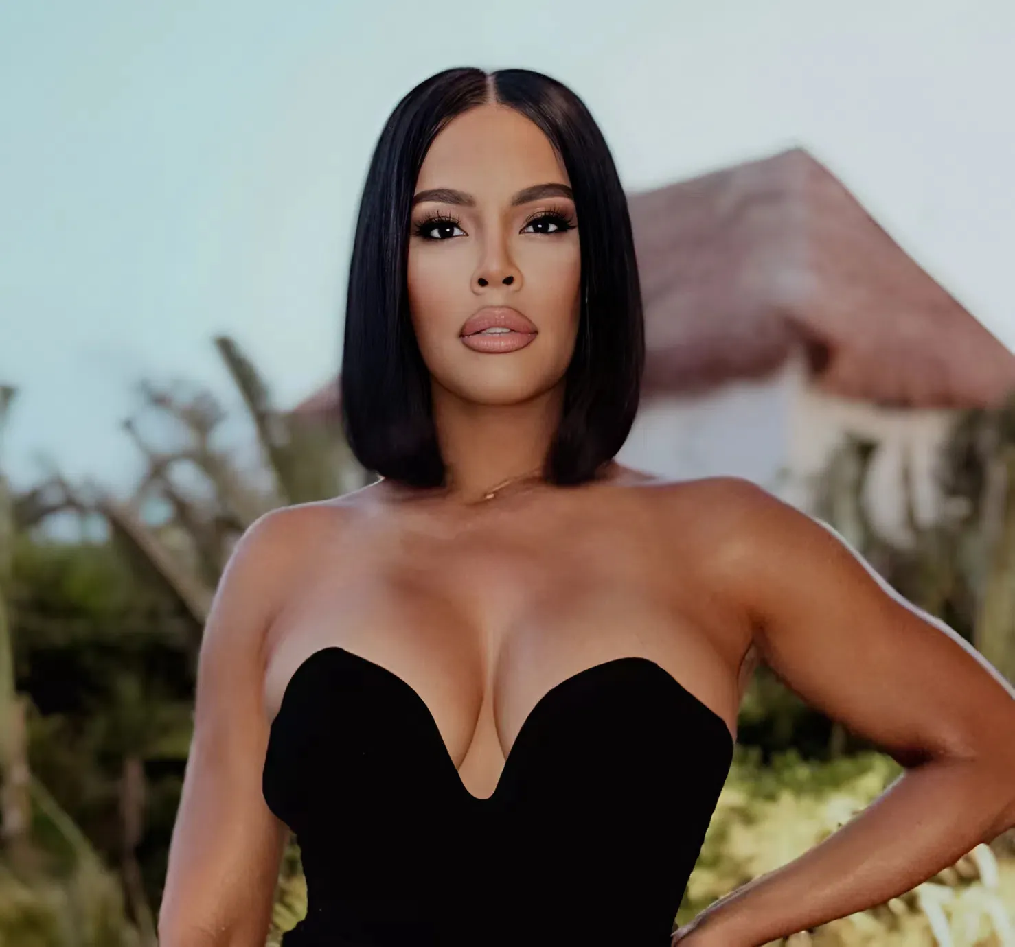 Mia Thornton Fuels Dating Rumors with Singer Bobby Valentino: "Endless Bliss With This Man"