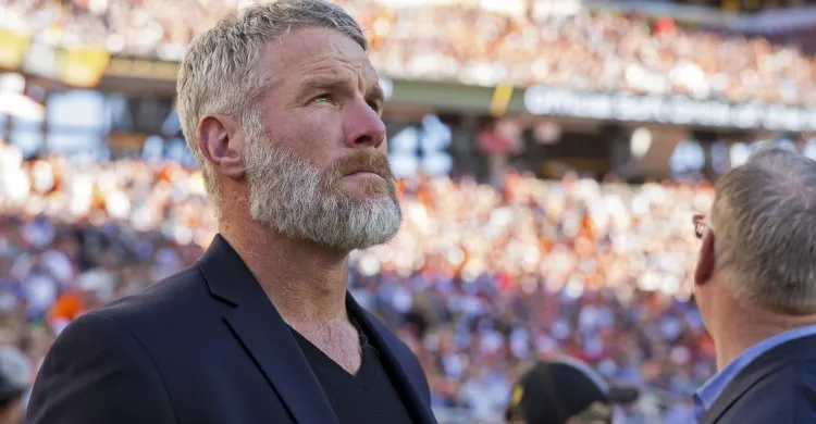 Breaking: Brett Favre returns to the Green Bay Packers as co-owner!