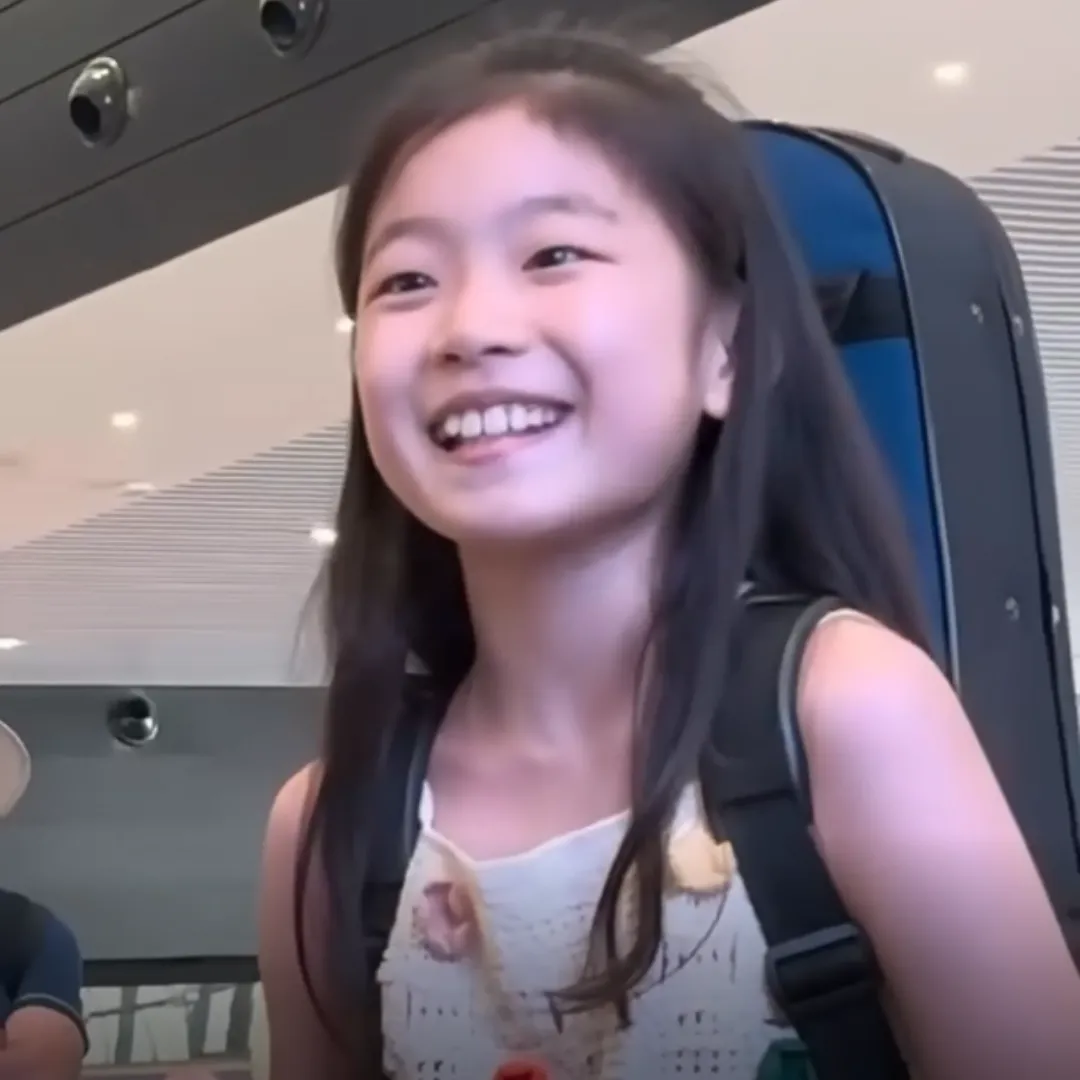 10-Year-Old Violin Prodigy Plays Vivaldi's Summer, Shocking the Entire Airport