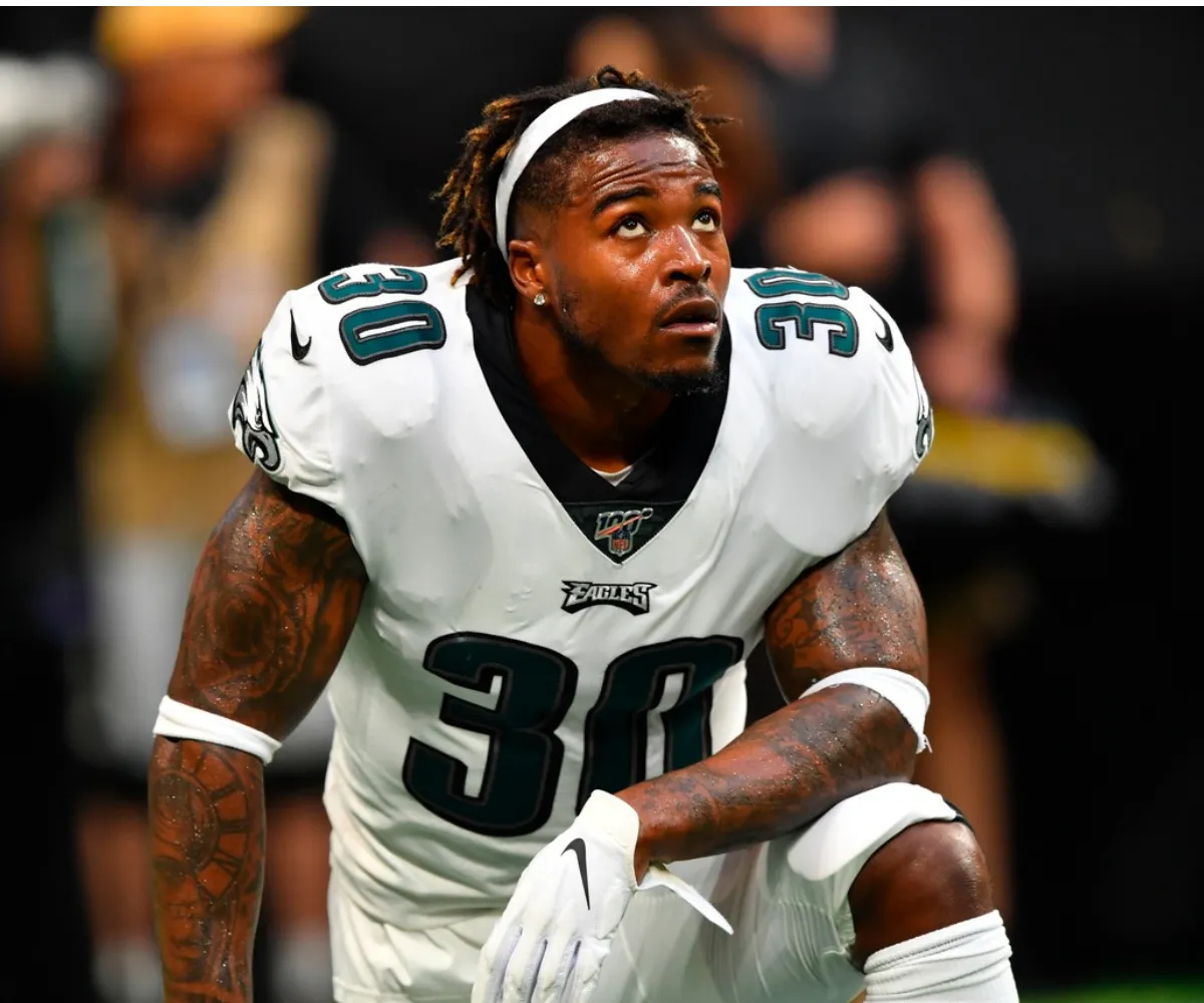 ‘On the outside looking in’ — Breakout Eagles LB tipped as NFC West’s top free-agent target after major injury and shock first-round draft snub - suong