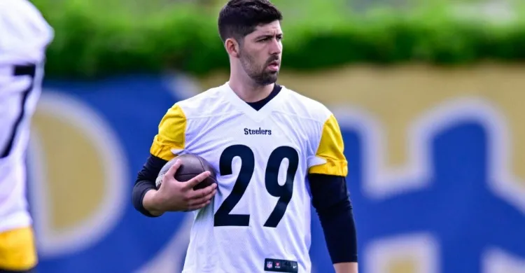 Steelers Rookie Expresses Heartfelt Gratitude After Father Spared in U.S. Steel Explosion