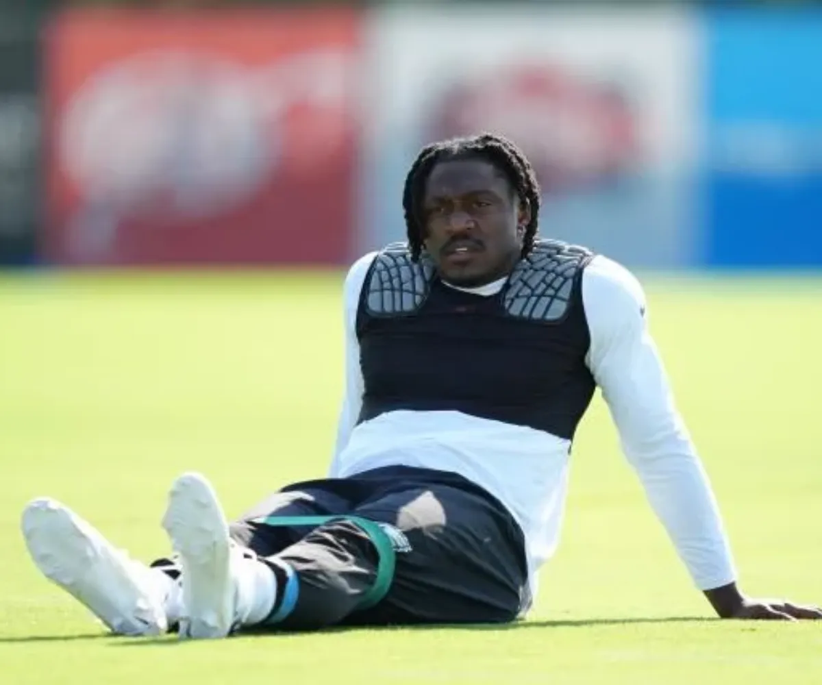 ‘It would be a shock’ — NFL insider predicts Eagles will sensationally trade superstar A.J. Brown in blockbuster deal despite back-to-back 1,000-yard seasons - suong