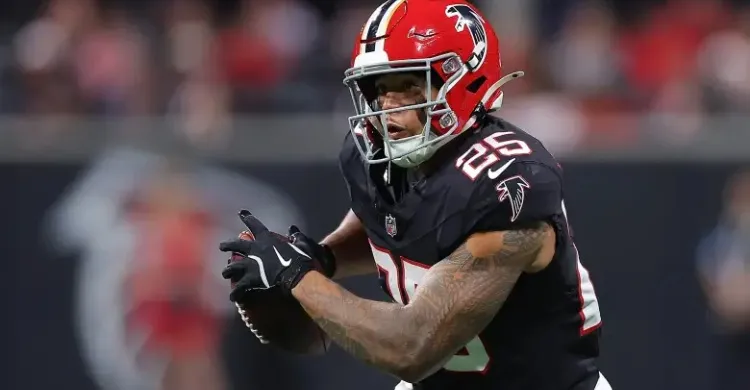 Cowboys Predicted to Target 1,000-Yard, 12-TD Running Back in Free Agency