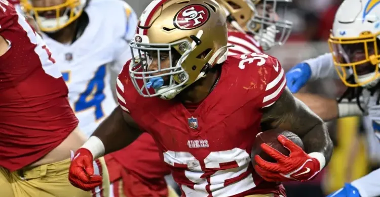 Packers Sign Former 49ers 3rd-Round RB After Latest Injury News