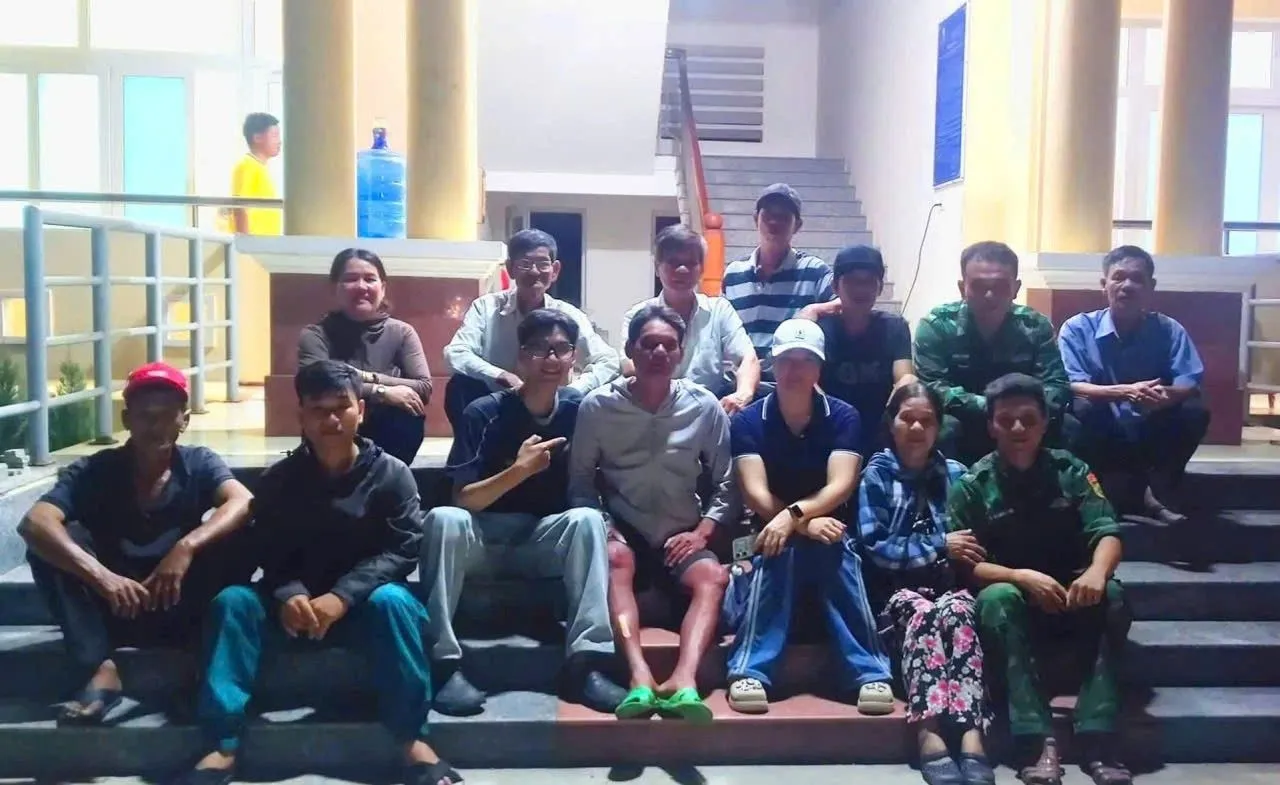 Phép màu với người đàn ông lênh đênh 24h giữa biển mênh mông: Cả nước thán phục cách anh trở về… Phép màu với người đàn ông lênh đênh 24h giữa biển mênh mông: Cả nước thán phục cách anh trở về…