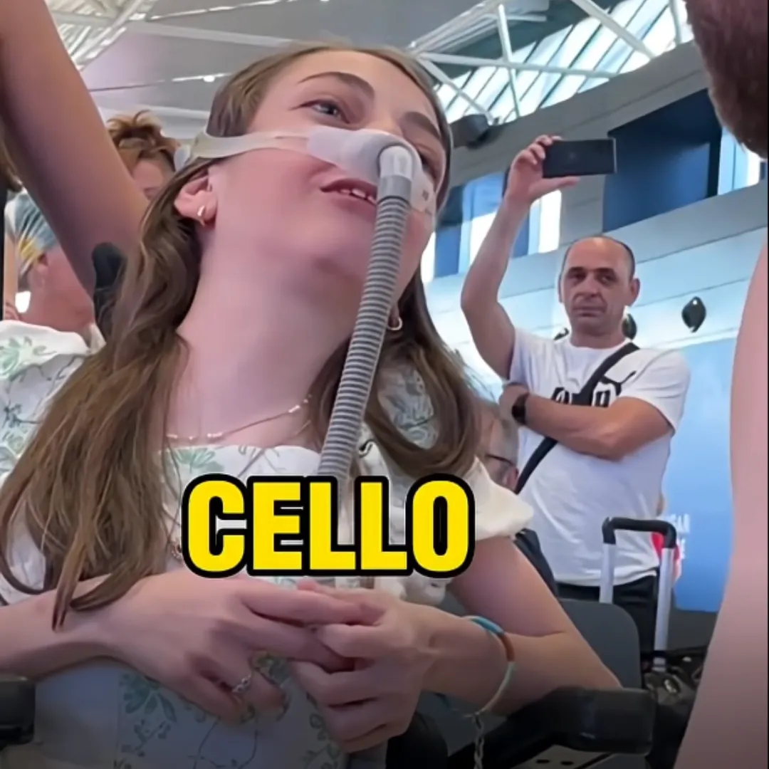 Street Piano Artist Meets Talented Cello Player with Disability at Airport, Creating a Heart-Wrenching Moment