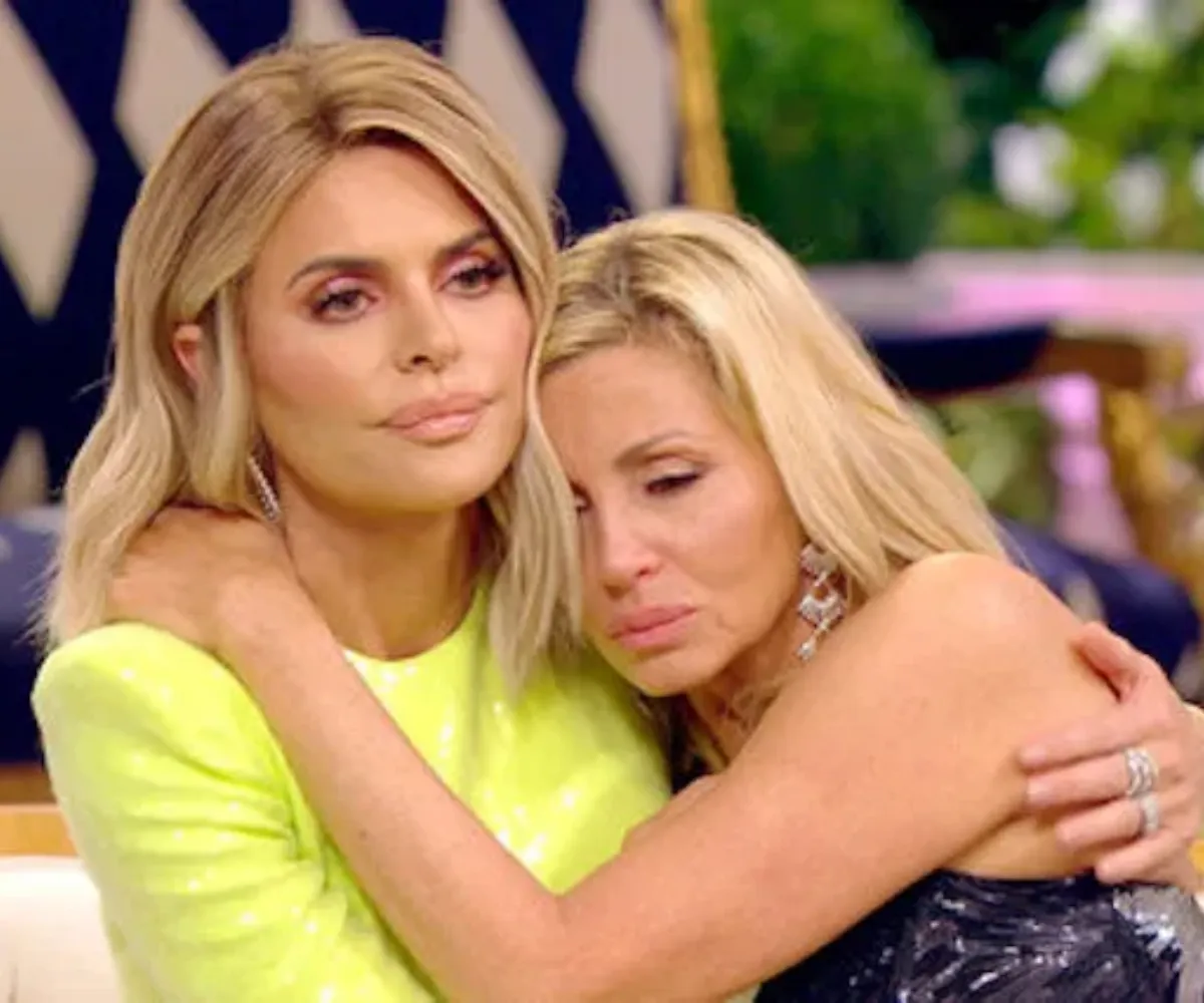 #BreakingNews 💔 Devastating News — Real Housewives Star Has Passed Away — See Comments - suong