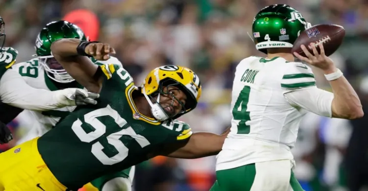 Packers Rookie Blasted Online After Shaky Jets Preseason Debut — Threatens to Quit NFL