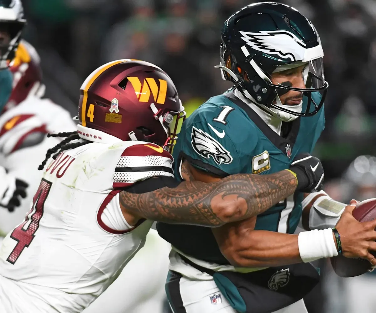 ‘Warning signs’ for the champs! Philadelphia Eagles face injury blow to Pro Bowl guard Landon Dickerson and major changes in camp — giving Washington Commanders hope they’ve closed the gap - suong