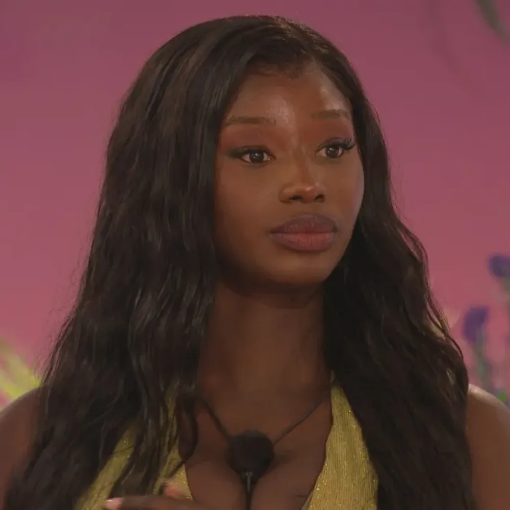 ‘I didn’t know if content ...’ — Love Island star says she called her Barclays manager as soon as she left the villa after savage dumping… and hints at an unexpected career move - suong