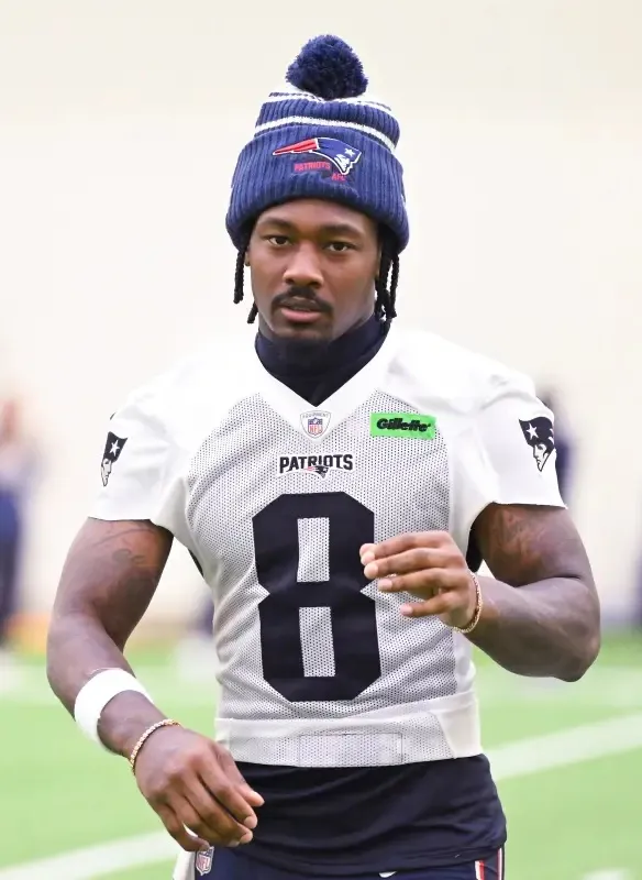 Patriots’ Diggs ‘Doesn’t Look Like A Number 1 Receiver Anymore’