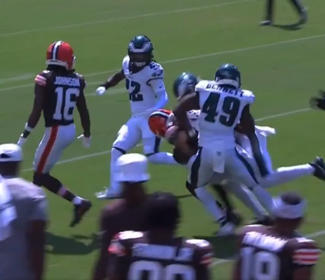 Eagles CB Breaks Arm vs. Browns, Expected to Miss Six Weeks Amid Roster Battle