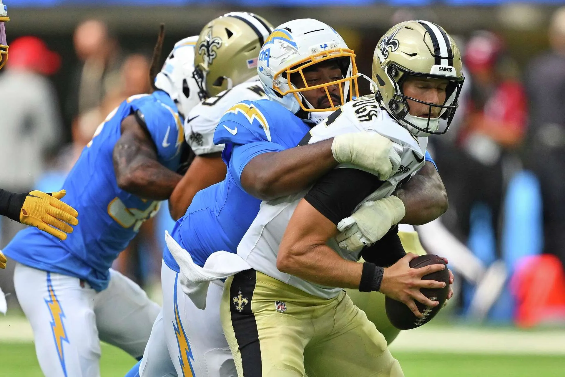 Saints Will Start QB Tyler Shough Against Jaguars
