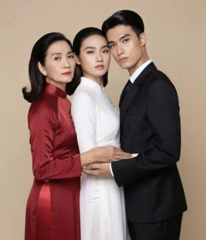 Mẹ vợ và con rể bỏ nhà đi, cầm theo hết t:.iền tiết kiệm chỉ để lại 1 mảnh giấy với 1 lời nhắn ngắn gọn trong két sắt.