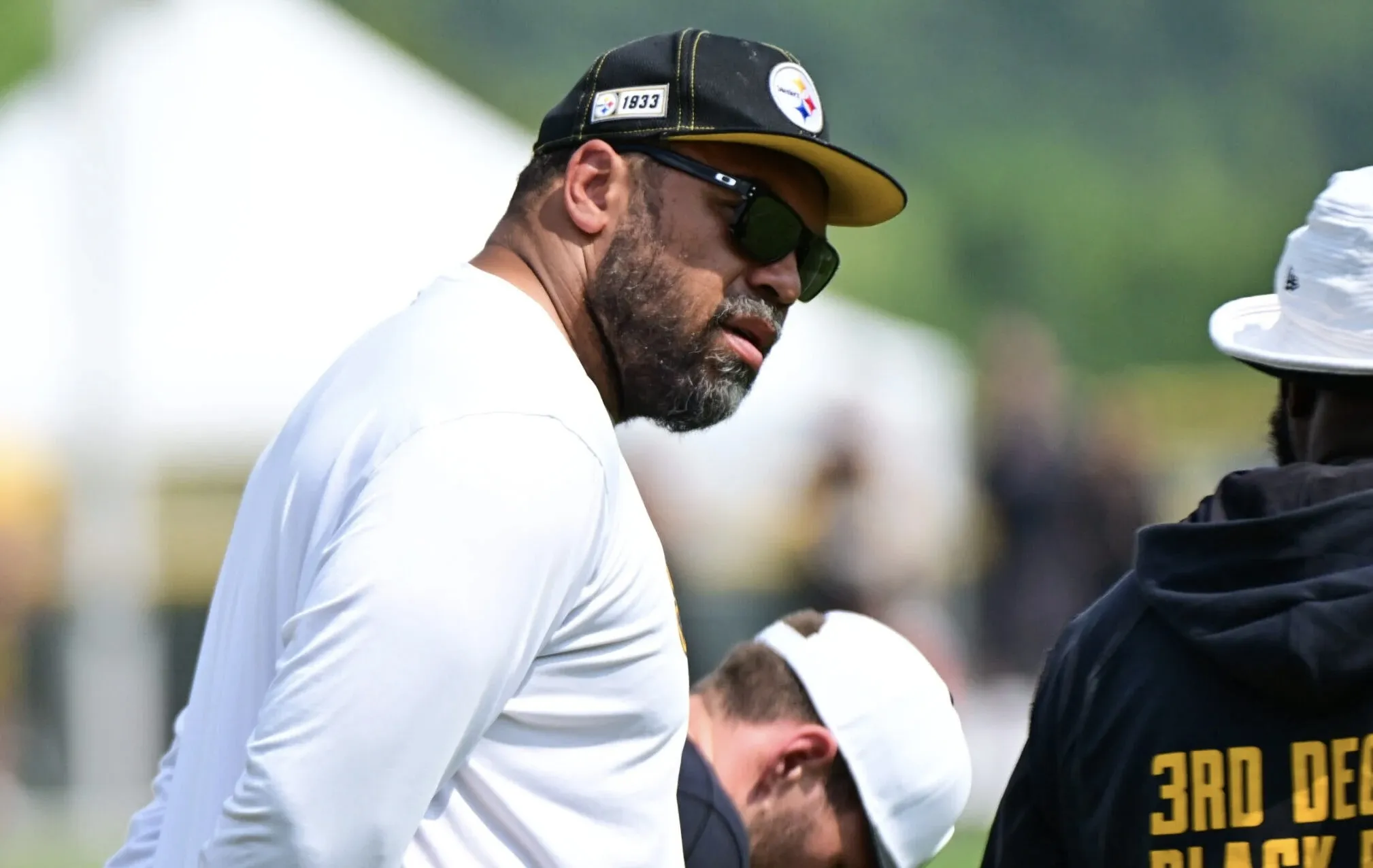 Cam Heyward left out of Renegade video – Are the Steelers sending a silent message?