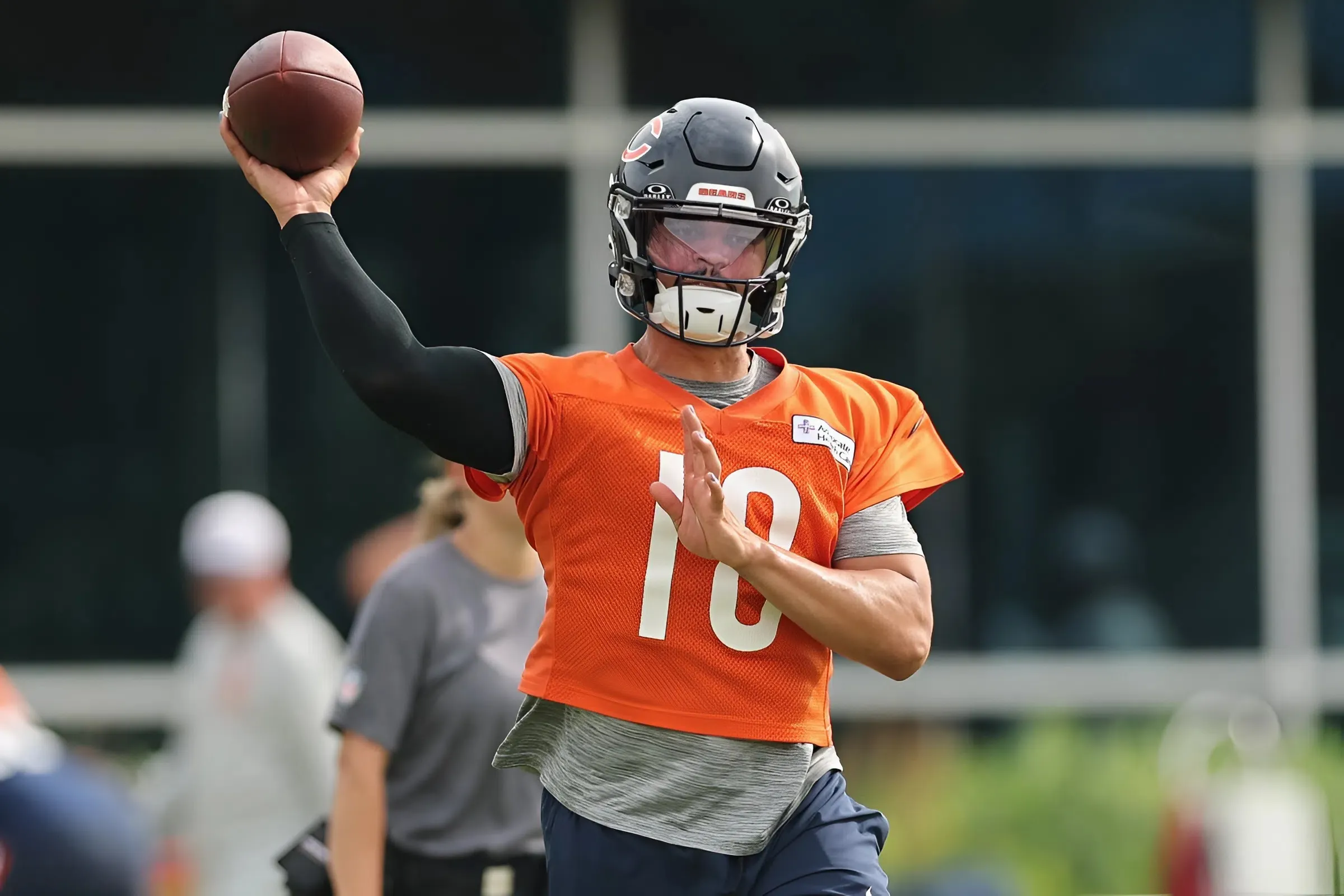 Former Bears QB Sends Message to Caleb Williams