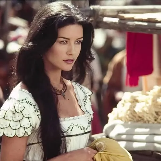 Catherine Zeta-Jones’ daughter is growing up fast, and she looks just like her famous mom.