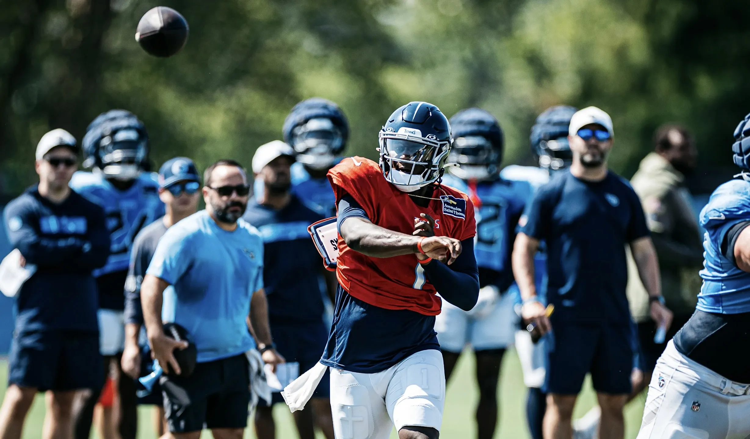 Cam Ward baits Jeffery Simmons into committing NFL cardinal sin during scuffle at Titans training camp practice